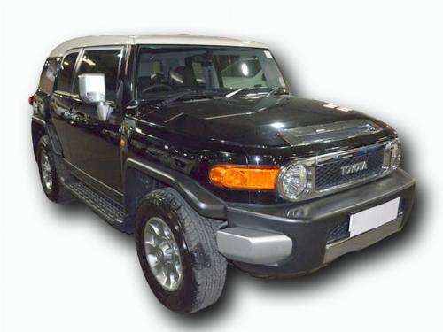 2013 TOYOTA FJ CRUISER 4.0 V6 SPORT 2013 TOYOTA FJ CRUISER 4.0 V6 SPORT