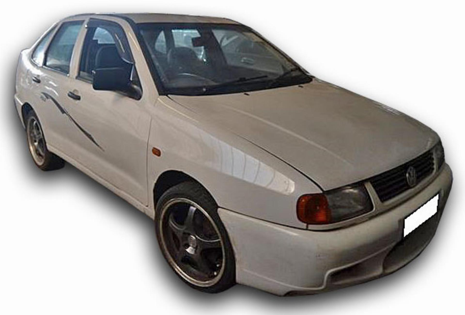 Repossessed Volkswagen Polo Classic 1999 on auction MC32735