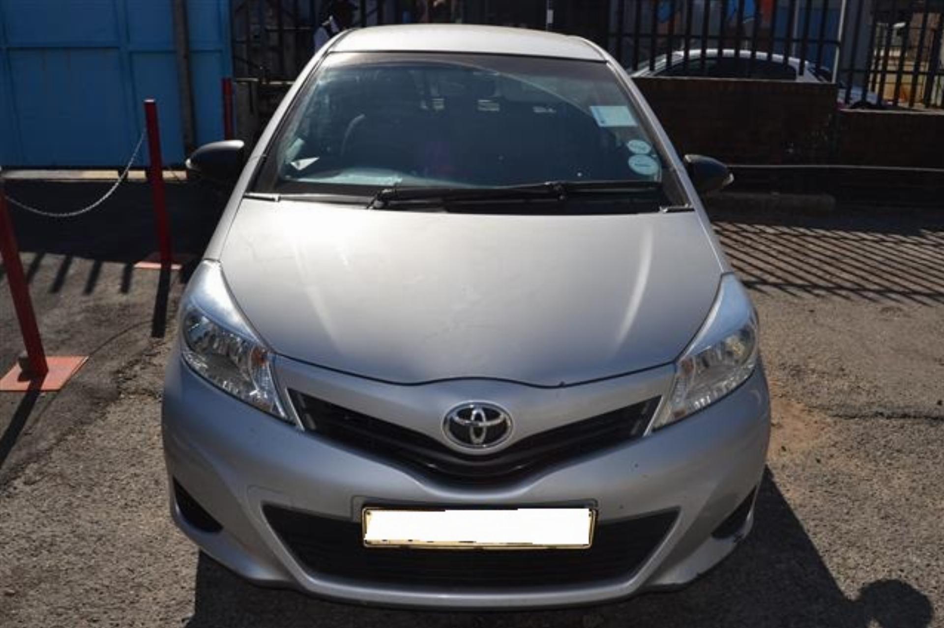 Repossessed Toyota Yaris 1.0 XI 5DR 2013 on auction with a price of R 100,000. Toyota Yaris 1.0 XI 5DR