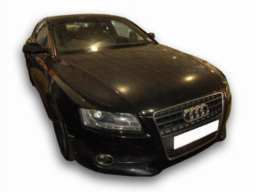 2011 AUDI A5 2.0 T FSI q STRONIC 2011 AUDI A5 2.0 T FSI q STRONIC