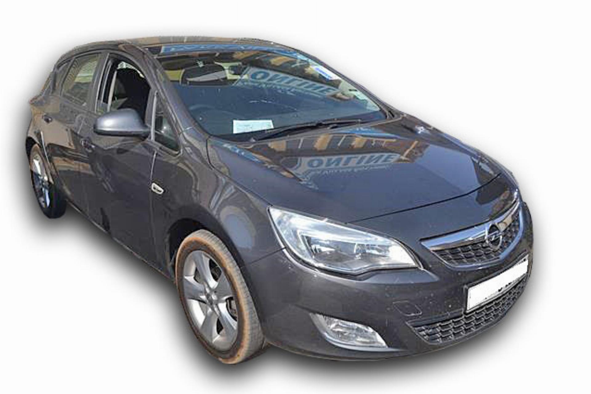 Opel Astra 1.4T Enjoy 5DR