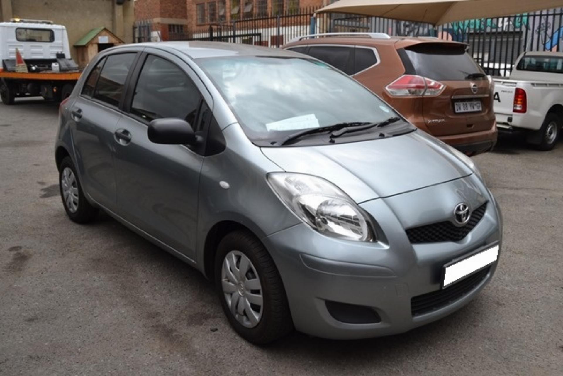 Repossessed Toyota Yaris ZEN3 Acs 5DR 2011 on auction with a price of R 96,400. Toyota Yaris ZEN3 Acs 5DR