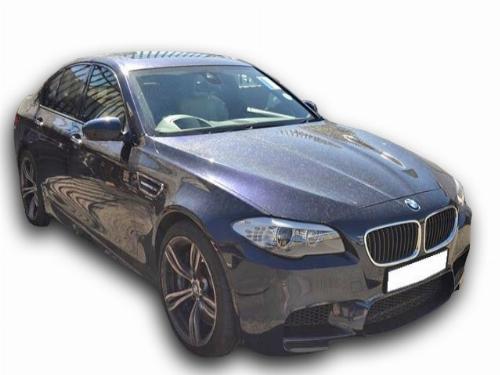 2013 BMW M5 (F10) 2013 BMW M5 (F10)
