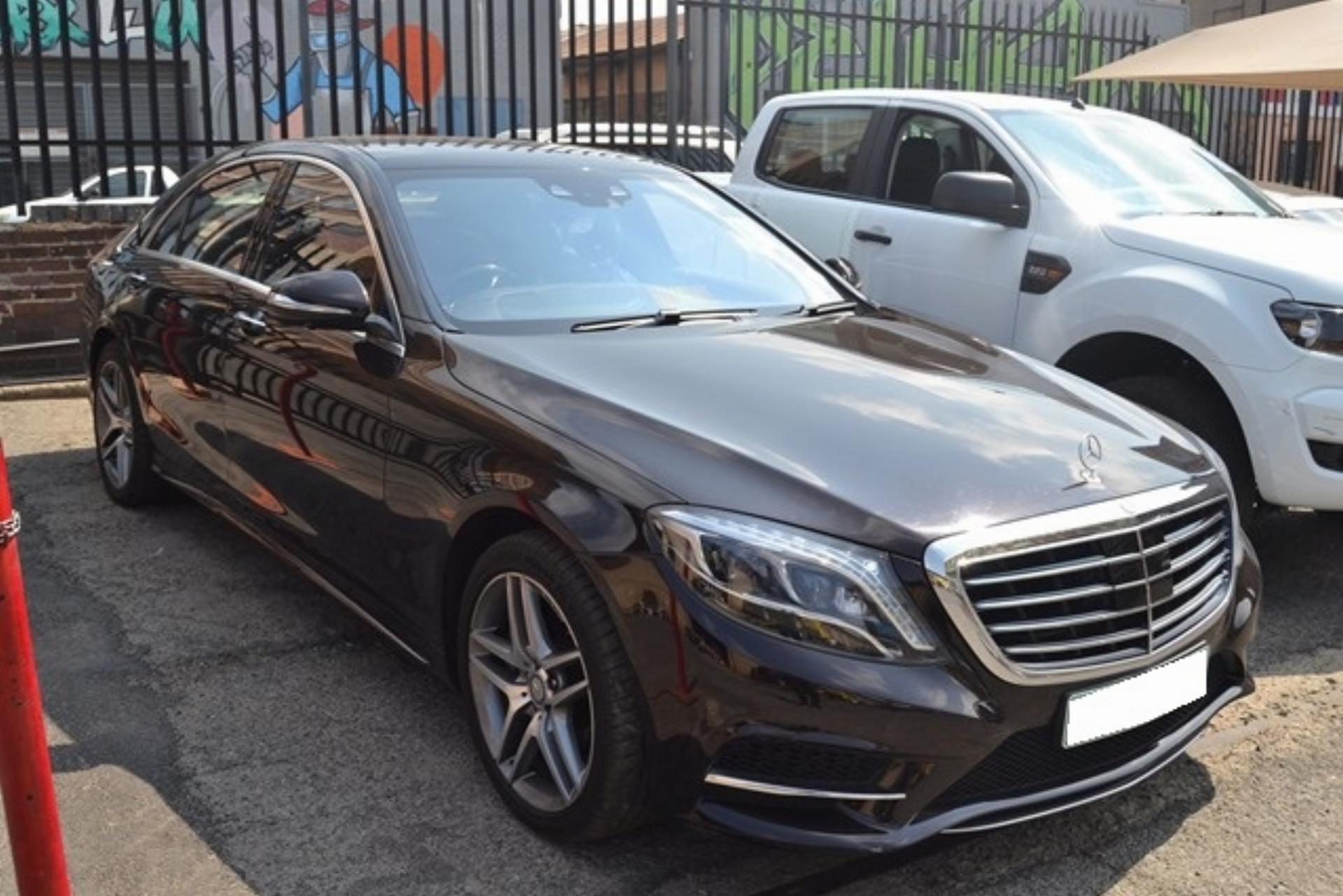 Repossessed Mercedes Benz S Class 400 Hybrid 2013 on auction with a price of R 866,300. Mercedes Benz S Class 400 Hybrid
