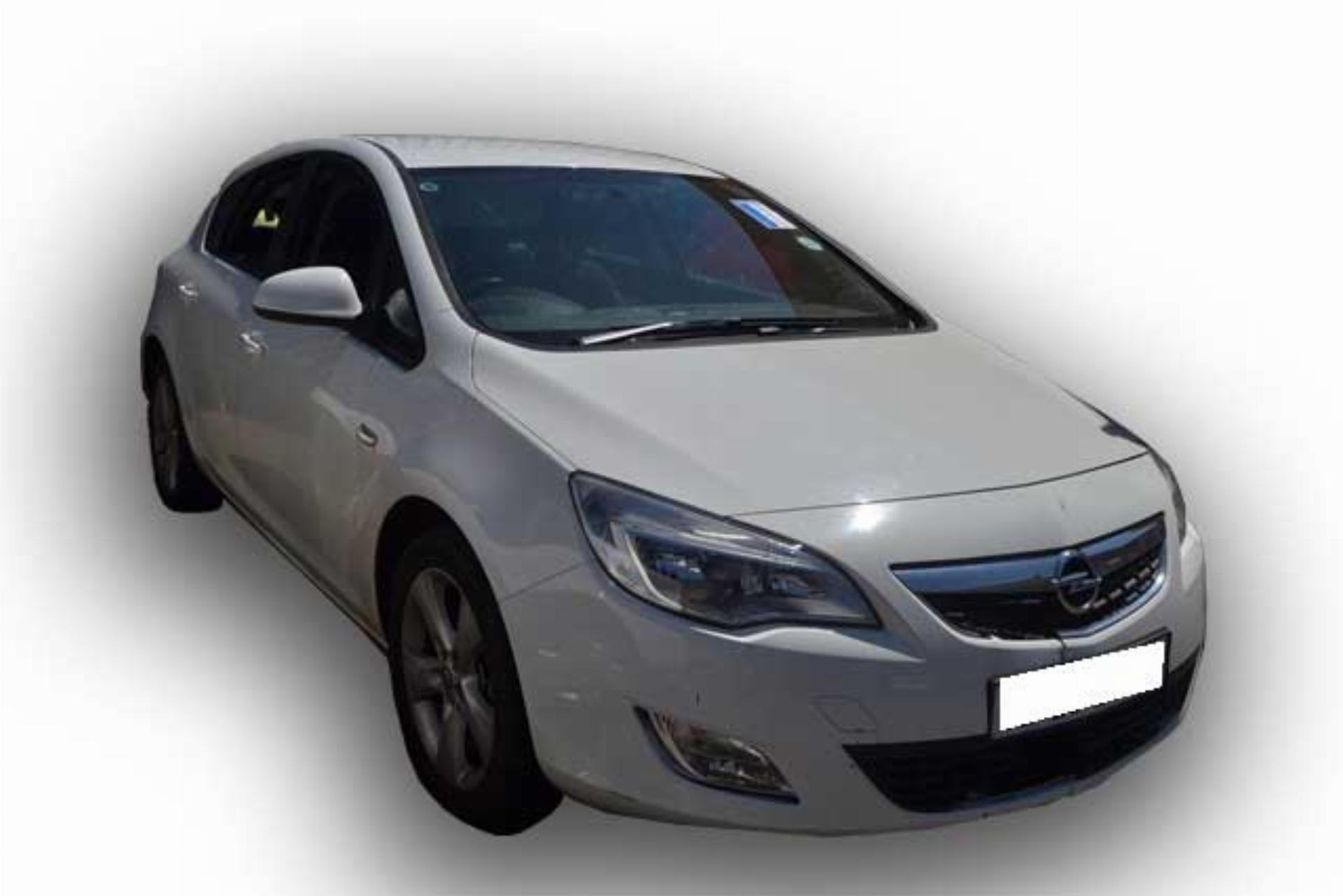 Opel Astra 1.4T Enjoy 5DR
