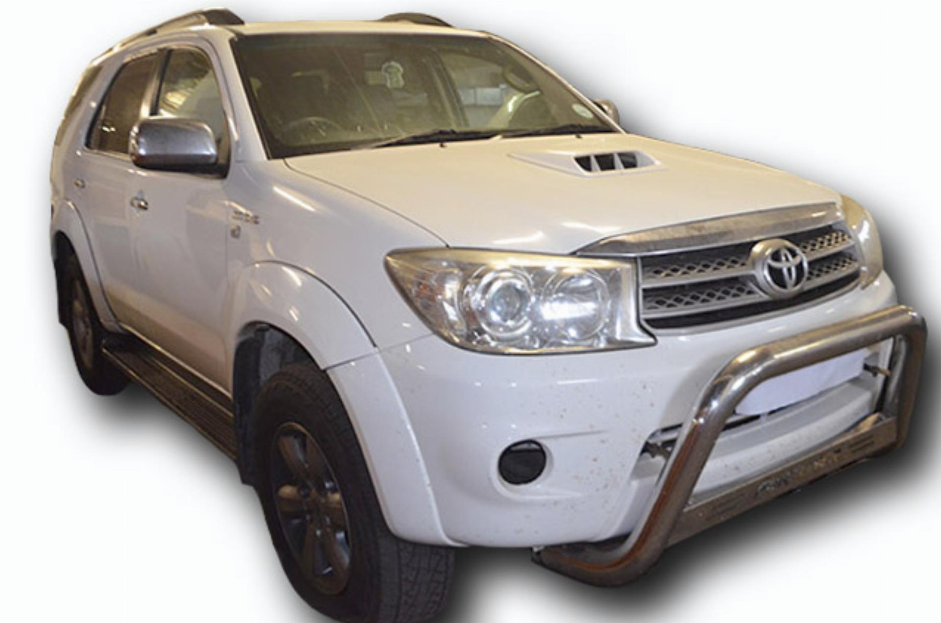 Toyota Fortuner 3.0  D4 -D  A/T