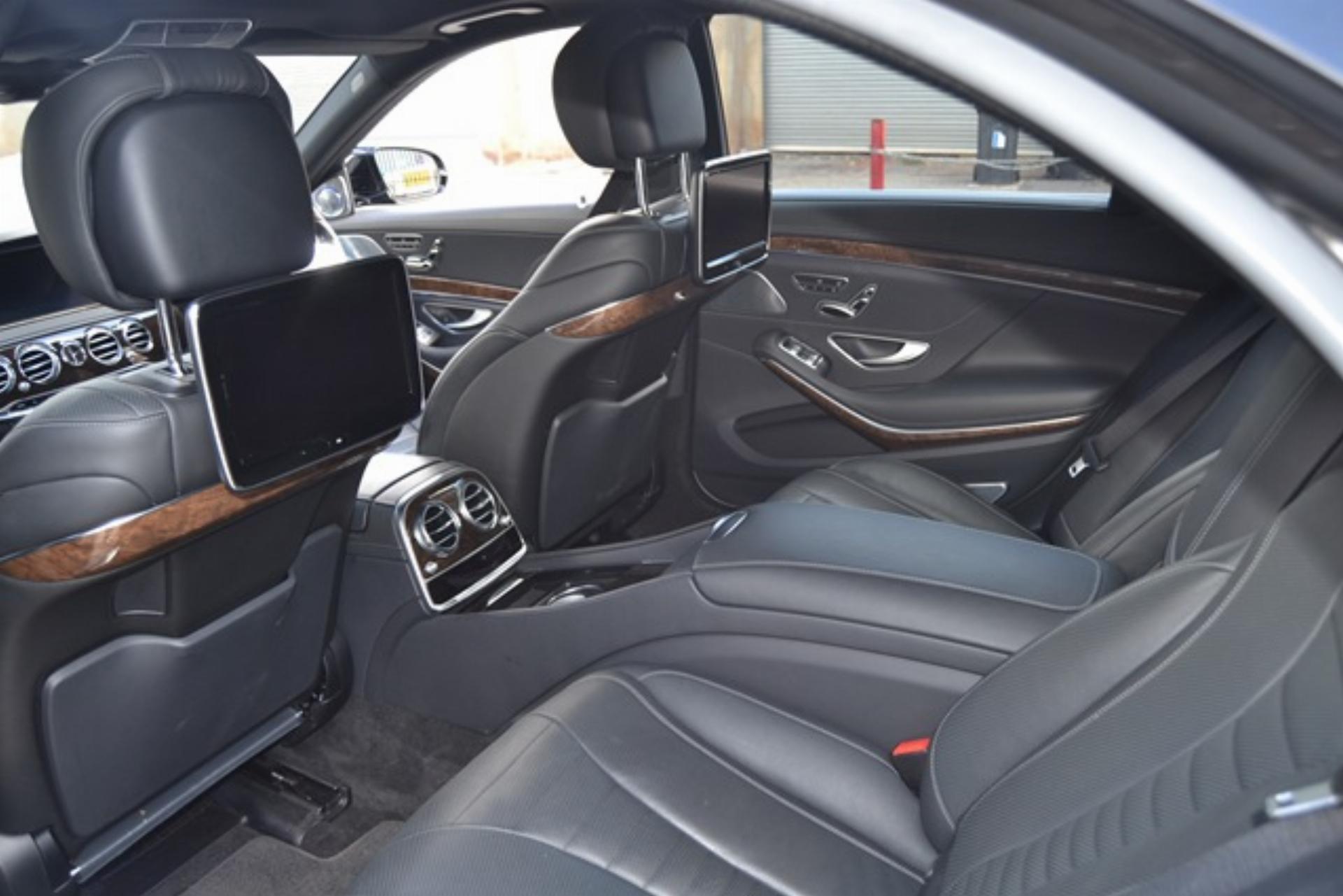 Repossessed Mercedes Benz S Class  on auction Mercedes Benz S Class