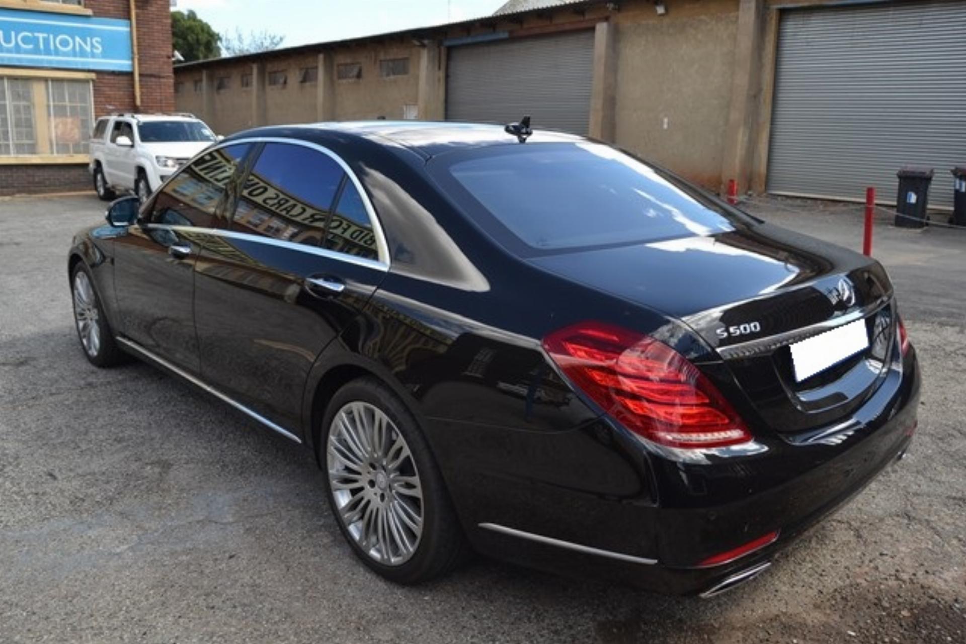 Repossessed Mercedes Benz S Class  on auction Mercedes Benz S Class
