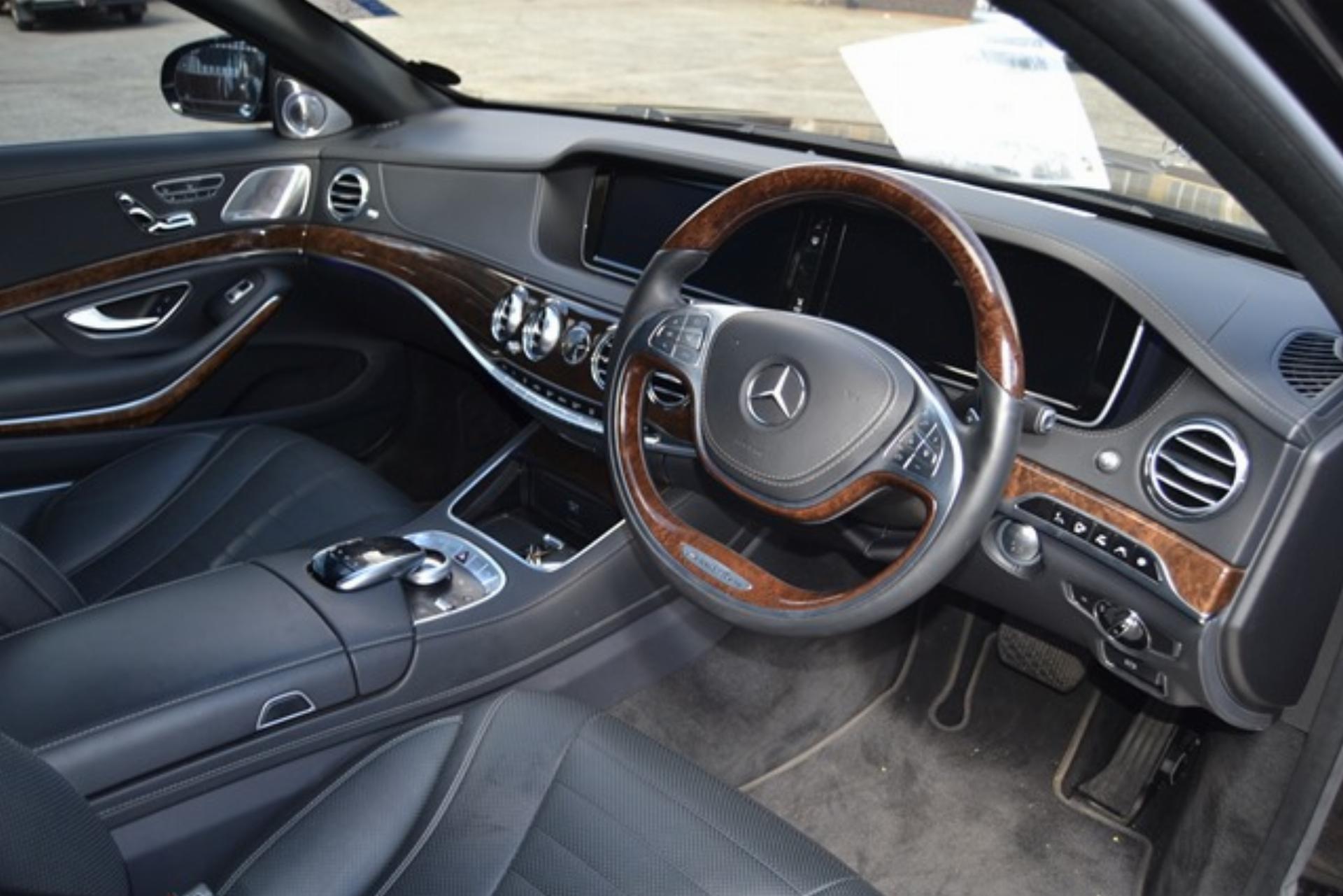 Repossessed Mercedes Benz S Class  on auction Mercedes Benz S Class