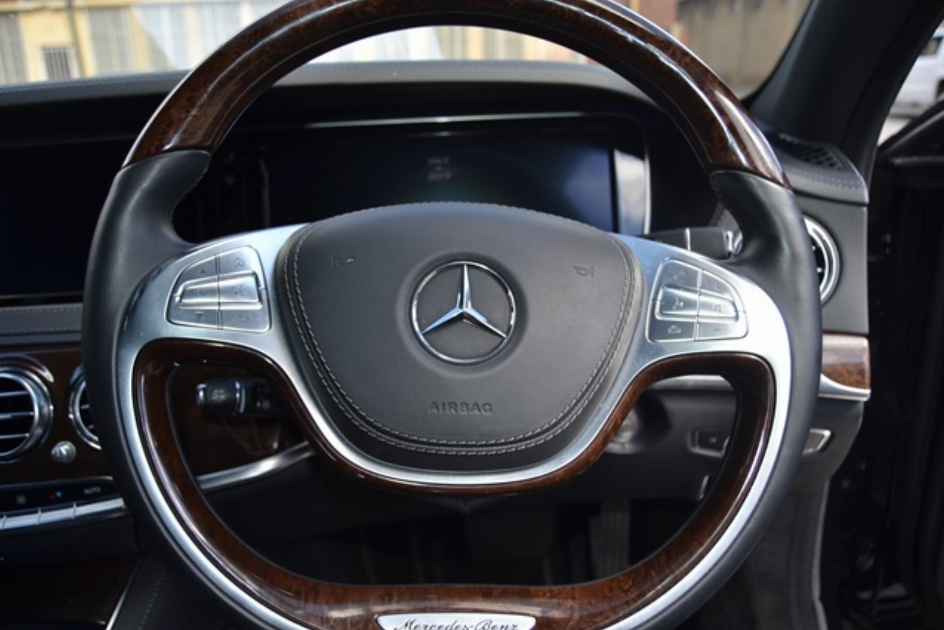 Repossessed Mercedes Benz S Class  on auction Mercedes Benz S Class