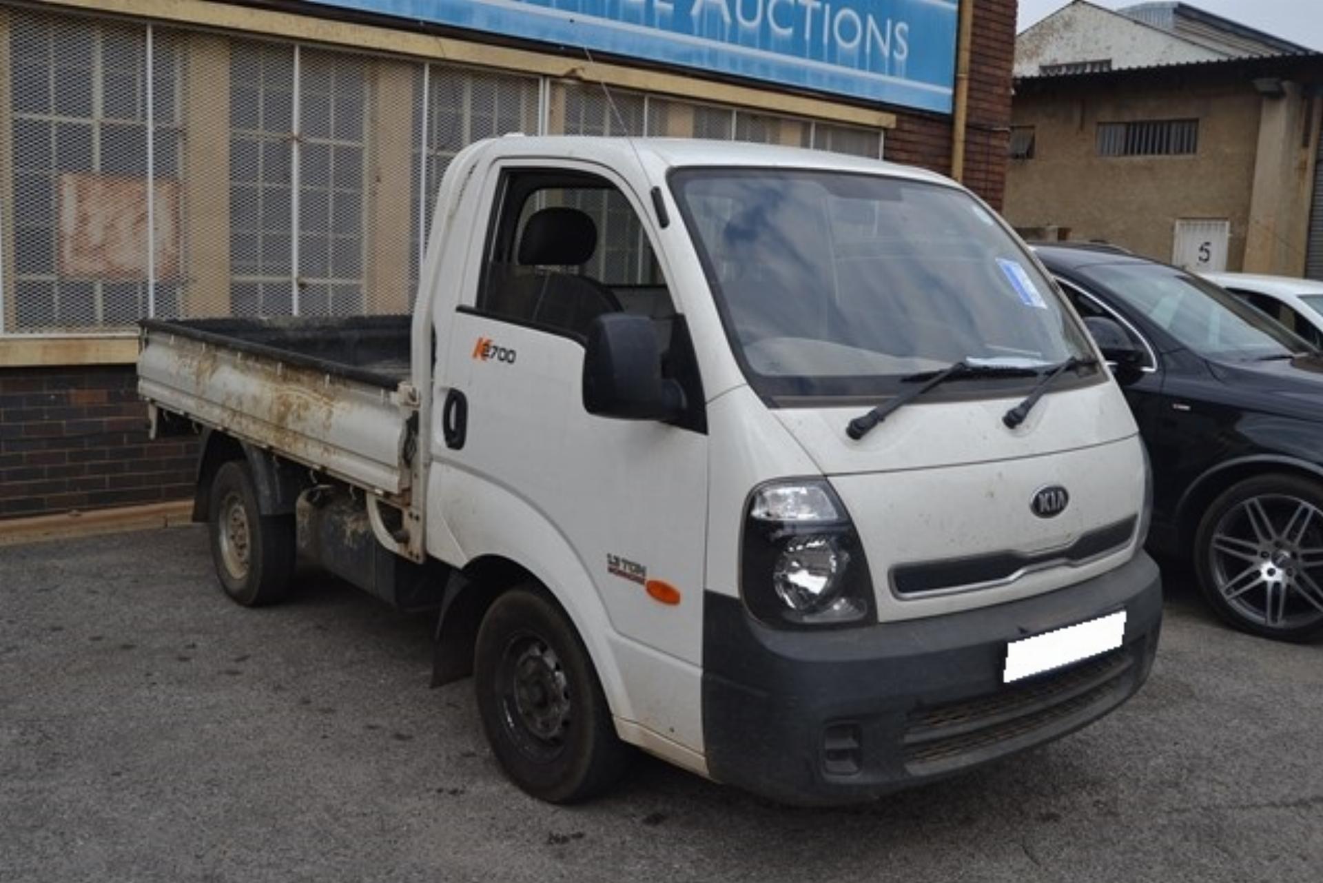 Repossessed Kia K2700 Workhorse 2016 on auction with a price of R 190,200. Kia K2700 Workhorse