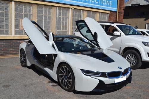 2016 BMW 8 SERIES I8 COUPE 2016 BMW 8 SERIES I8 COUPE