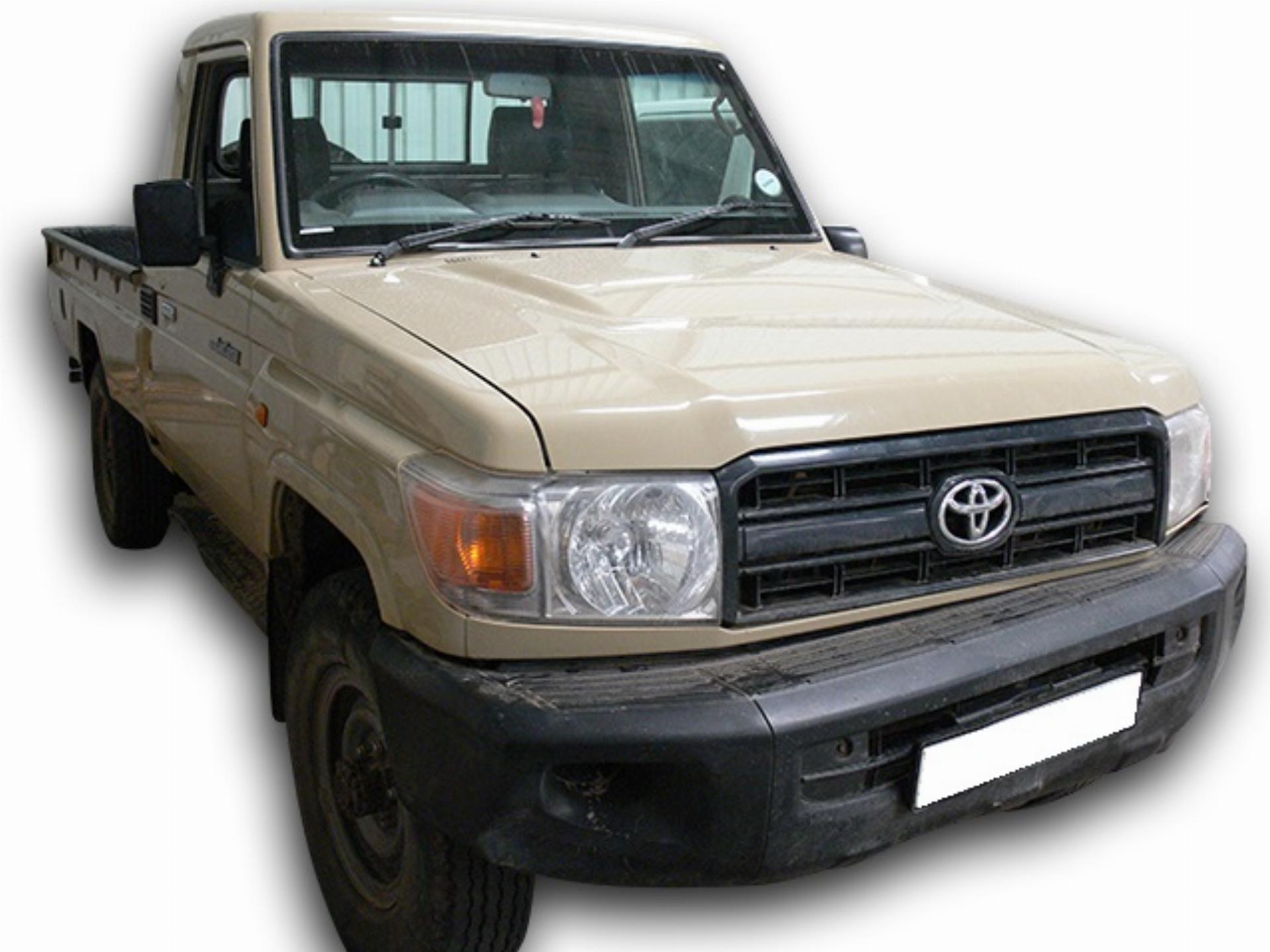 Repossessed Toyota Land Cruiser 79 4.2D 2010 on auction with a price of R 242,100. Toyota Land Cruiser 79 4.2D