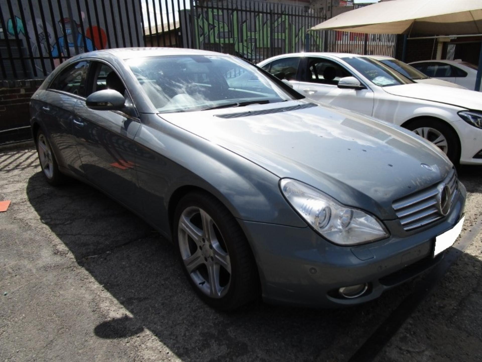 Repossessed Mercedes Benz CLS 500 2005 on auction with a price of R 129,300. Mercedes Benz CLS 500