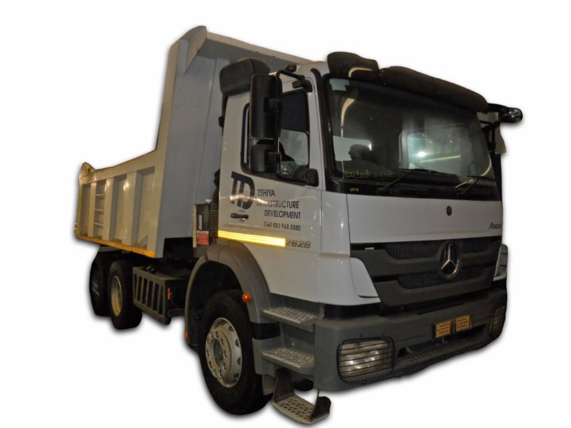 Repossessed Mercedes Benz Trucks Axor 2628 B/33TIP B/33 2015 on auction with a price of R 531,000. Mercedes Benz Trucks Axor 2628 B/33TIP B/33