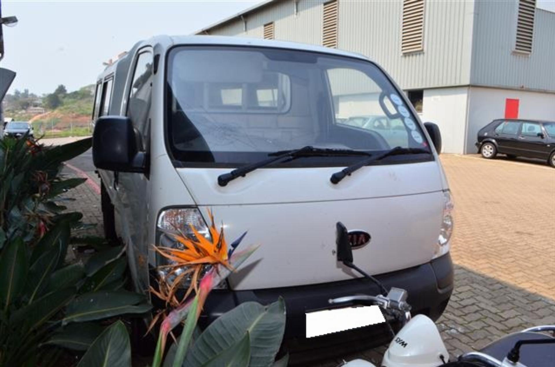 Repossessed Kia K2700 Workhorse 2011 on auction with a price of R 81,500. Kia K2700 Workhorse