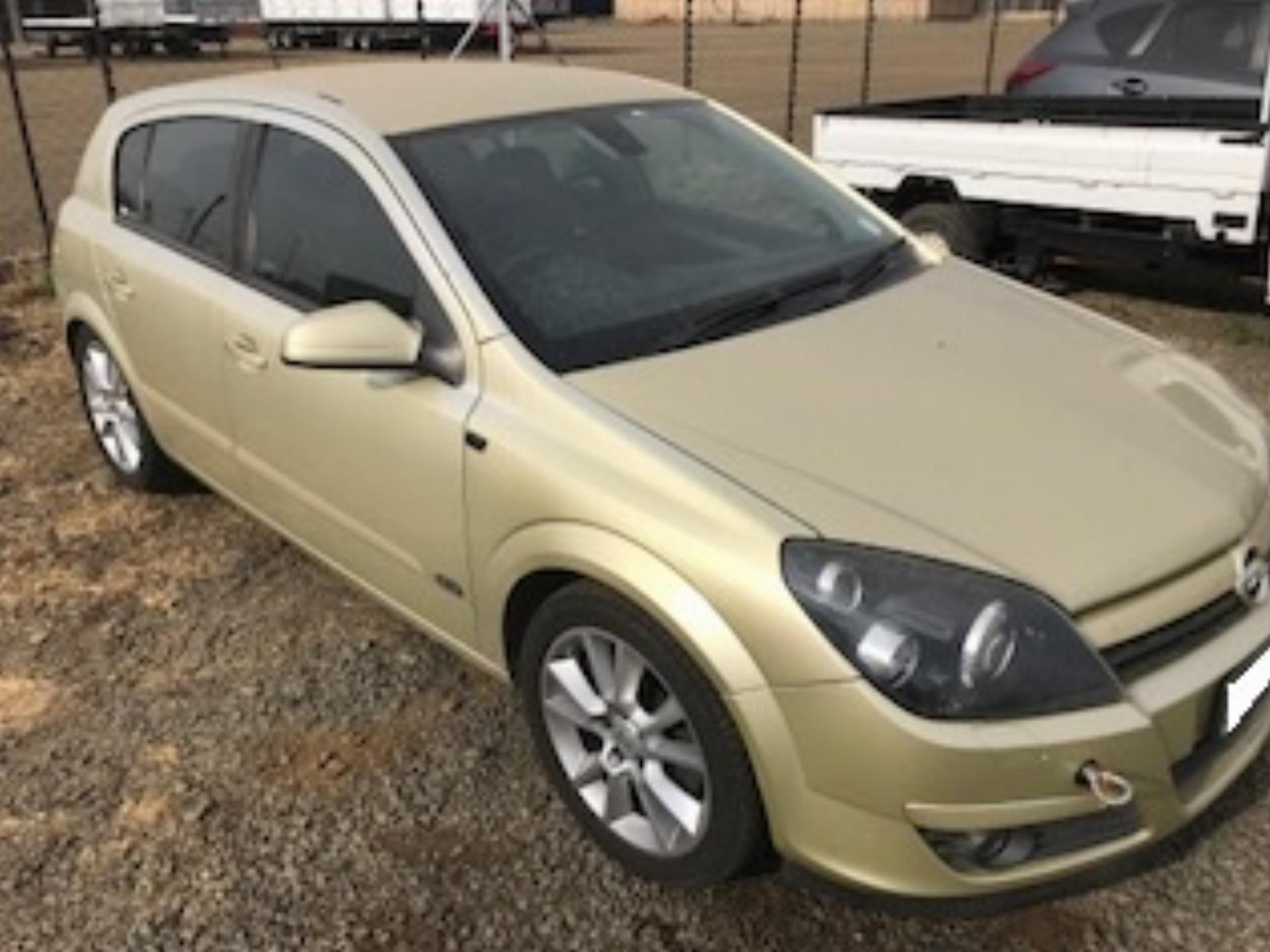 Opel Astra 2.0 Gsi 5DR