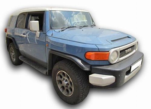 2012 TOYOTA FJ CRUISER 4.0 V6 2012 TOYOTA FJ CRUISER 4.0 V6