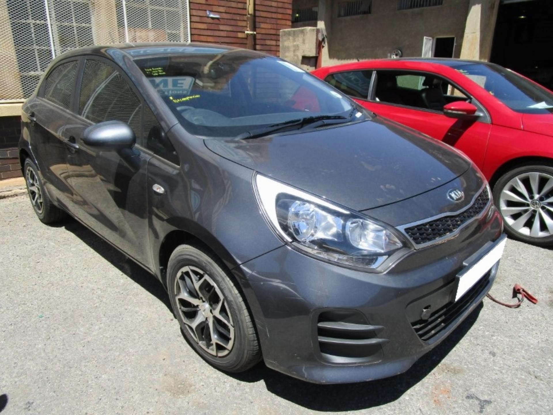 Repossessed Kia Rio 1.2 5DR 2016 on auction with a price of R 162,000. Kia Rio 1.2 5DR
