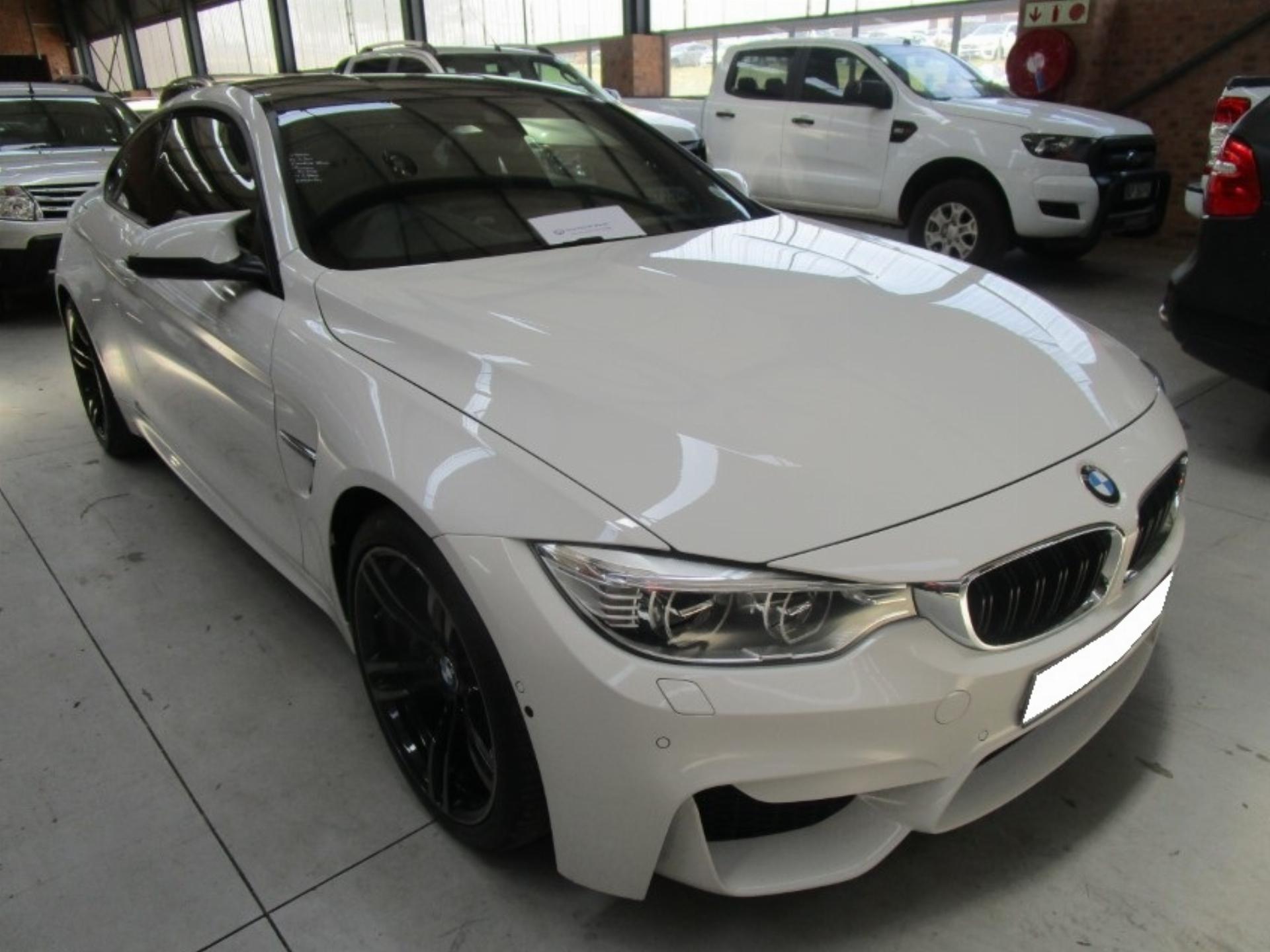 Repossessed BMW M4 Coupe 2016 on auction with a price of R 917,100. BMW M4 Coupe