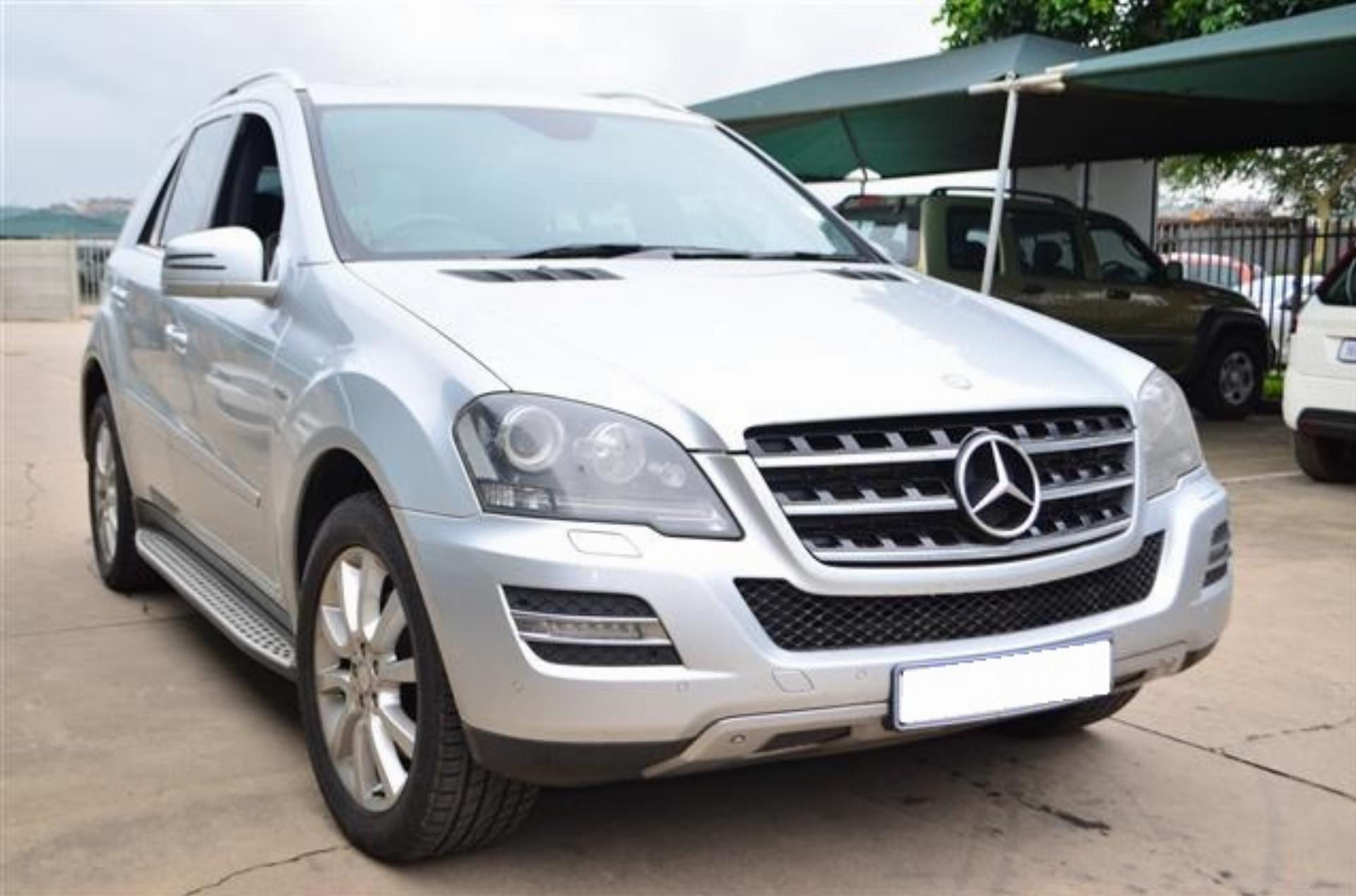 Repossessed Mercedes Benz ML 350 Cdi A/T 2012 on auction with a price of R 286,600. Mercedes Benz ML 350 Cdi A/T