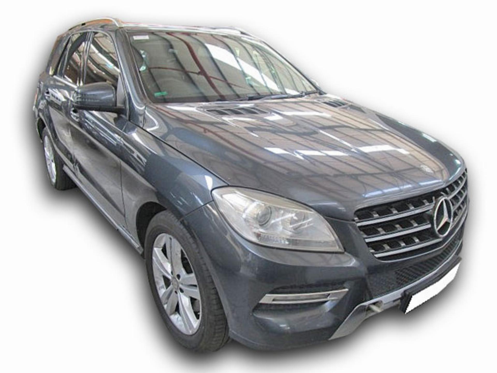 Repossessed Mercedes Benz ML 350 2012 on auction with a price of R 246,300. Mercedes Benz ML 350