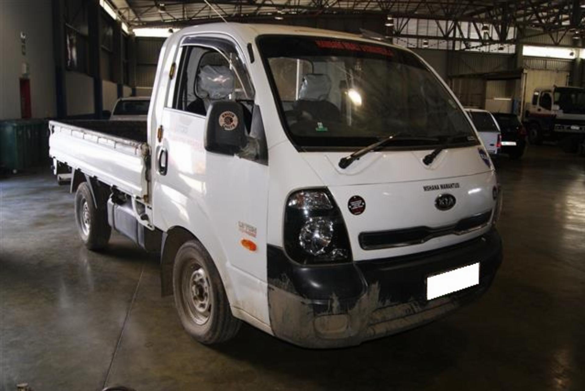 Repossessed Kia K2700 Workhorse 2016 on auction with a price of R 173,400. Kia K2700 Workhorse