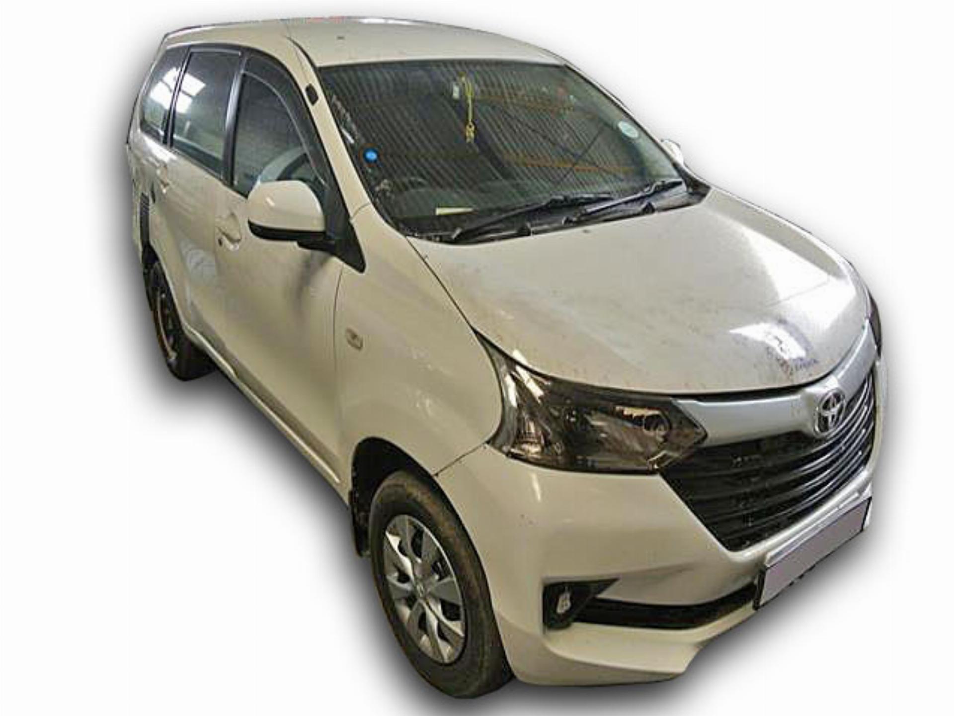 Repossessed Toyota Avanza 1.5 SX 2016 on auction with a price of R 176,600. Toyota Avanza 1.5 SX