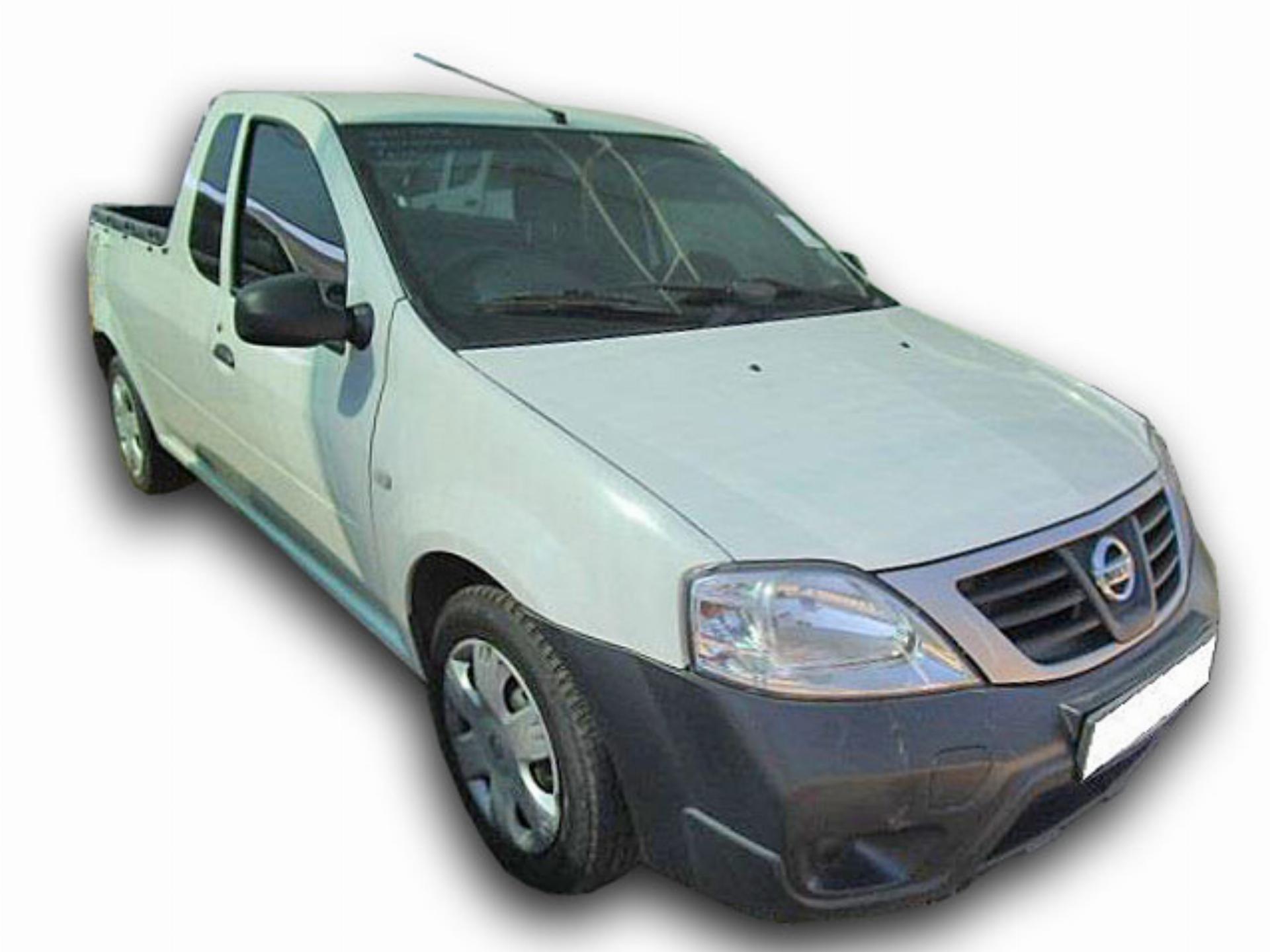 Nissan NP200 1.6 A/C Safety