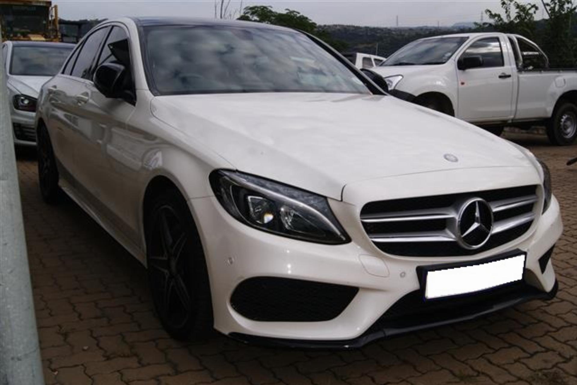 Repossessed Mercedes Benz C200 Amg 2017 on auction with a price of R 453,150. Mercedes Benz C200 Amg