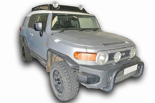 2014 TOYOTA LAND CRUISER FJ 4.0 V6 CRU 2014 TOYOTA LAND CRUISER FJ 4.0 V6 CRU