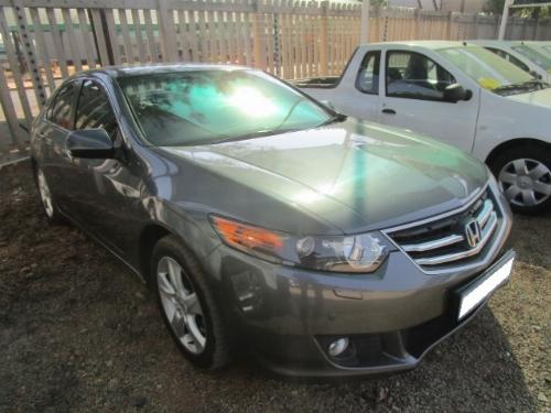 2010 HONDA ACCORD 2.4 EXECUTIVE A/T 2010 HONDA ACCORD 2.4 EXECUTIVE A/T
