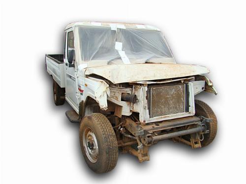 2015 MAHINDRA BOLERO MAXI TRUCK 2.5 2015 MAHINDRA BOLERO MAXI TRUCK 2.5