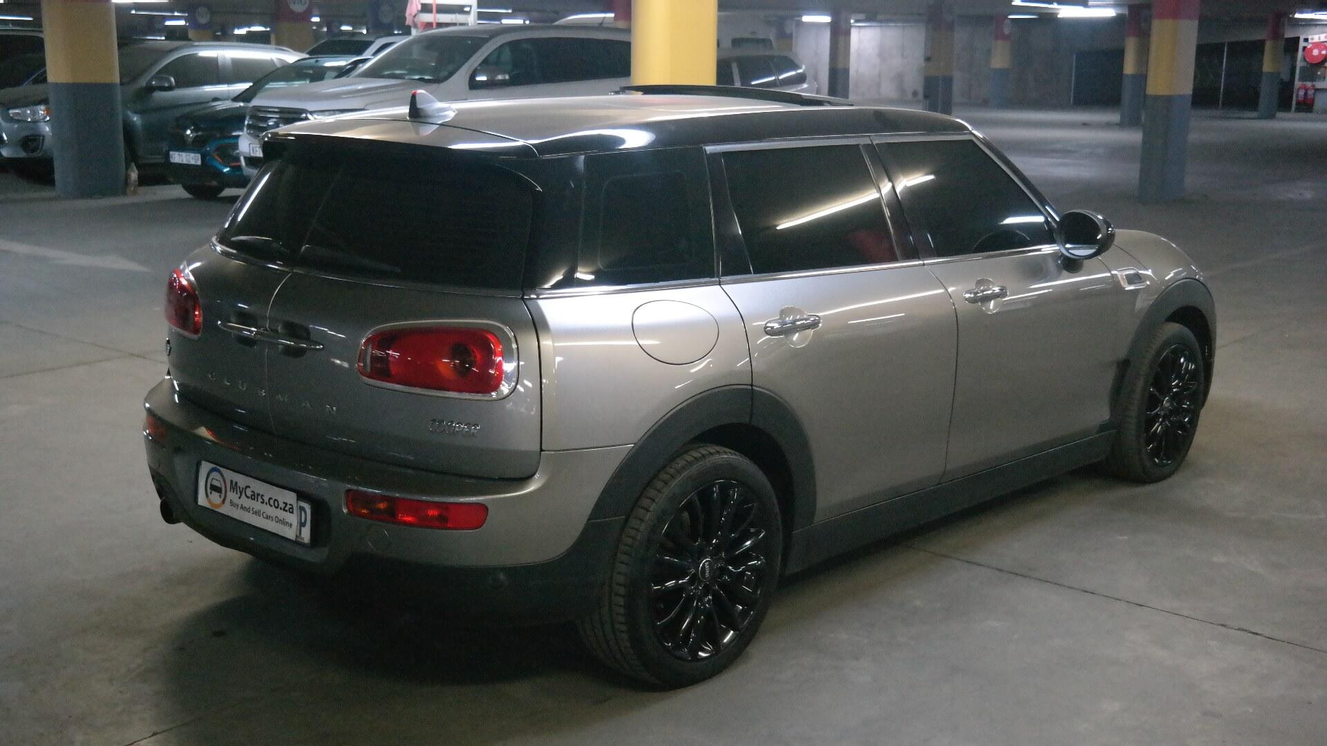 Repossessed Mini Clubman A/T 2017 on auction with a price of R 235,600. Mini Clubman A/T
