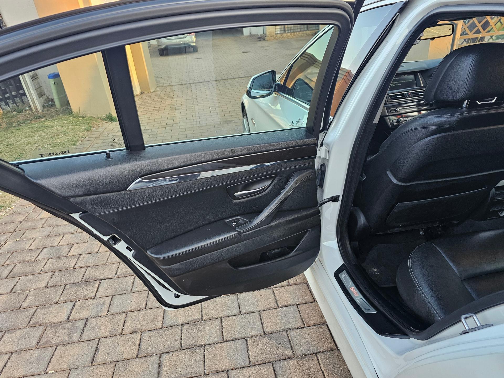 Used BMW 5 Series 520D AT Luxury Line F10 2016 on auction with a price of R 282,000. BMW 5 Series 520D AT Luxury Line F10