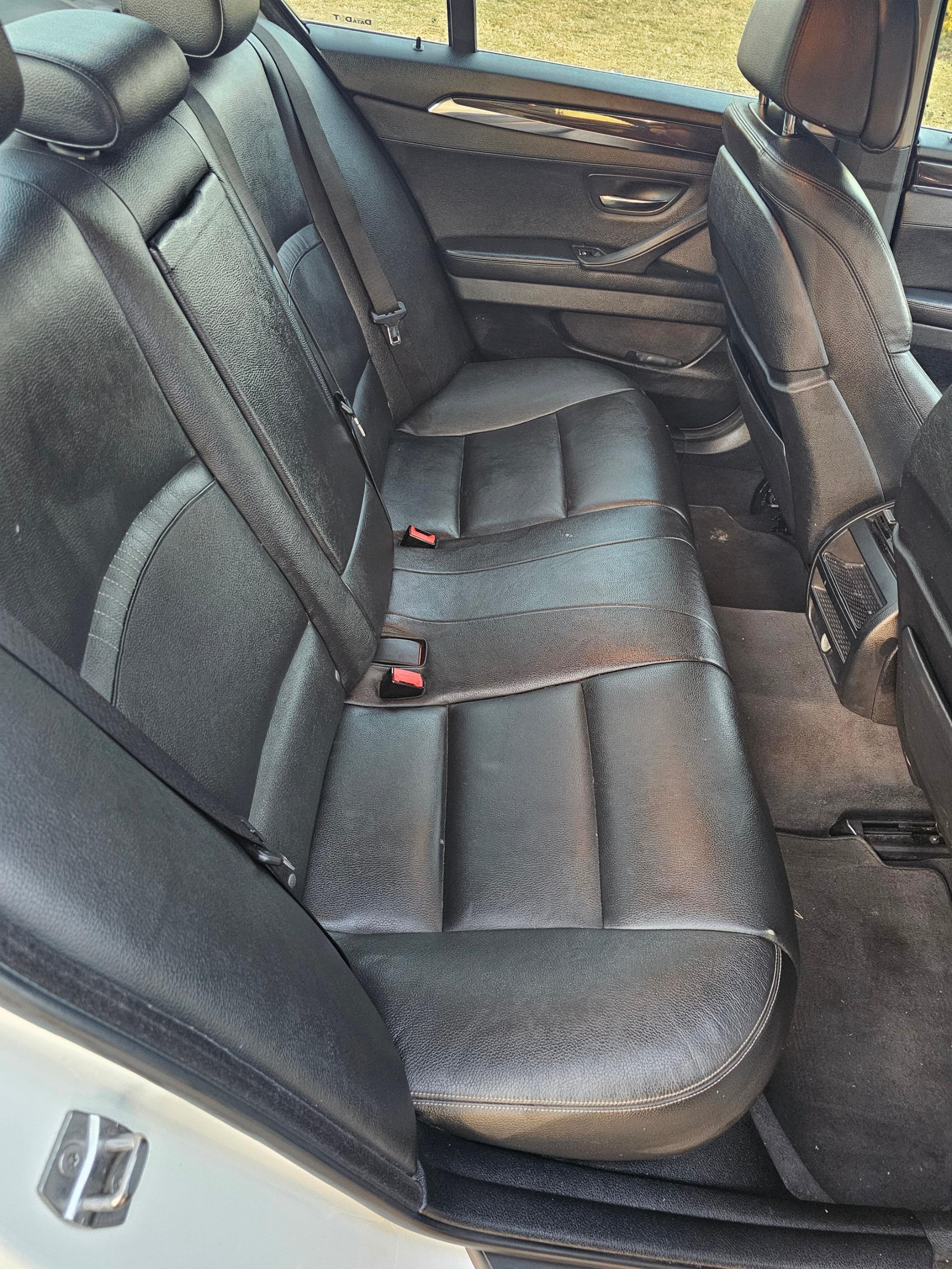 Used BMW 5 Series 520D AT Luxury Line F10 2016 on auction with a price of R 282,000. BMW 5 Series 520D AT Luxury Line F10