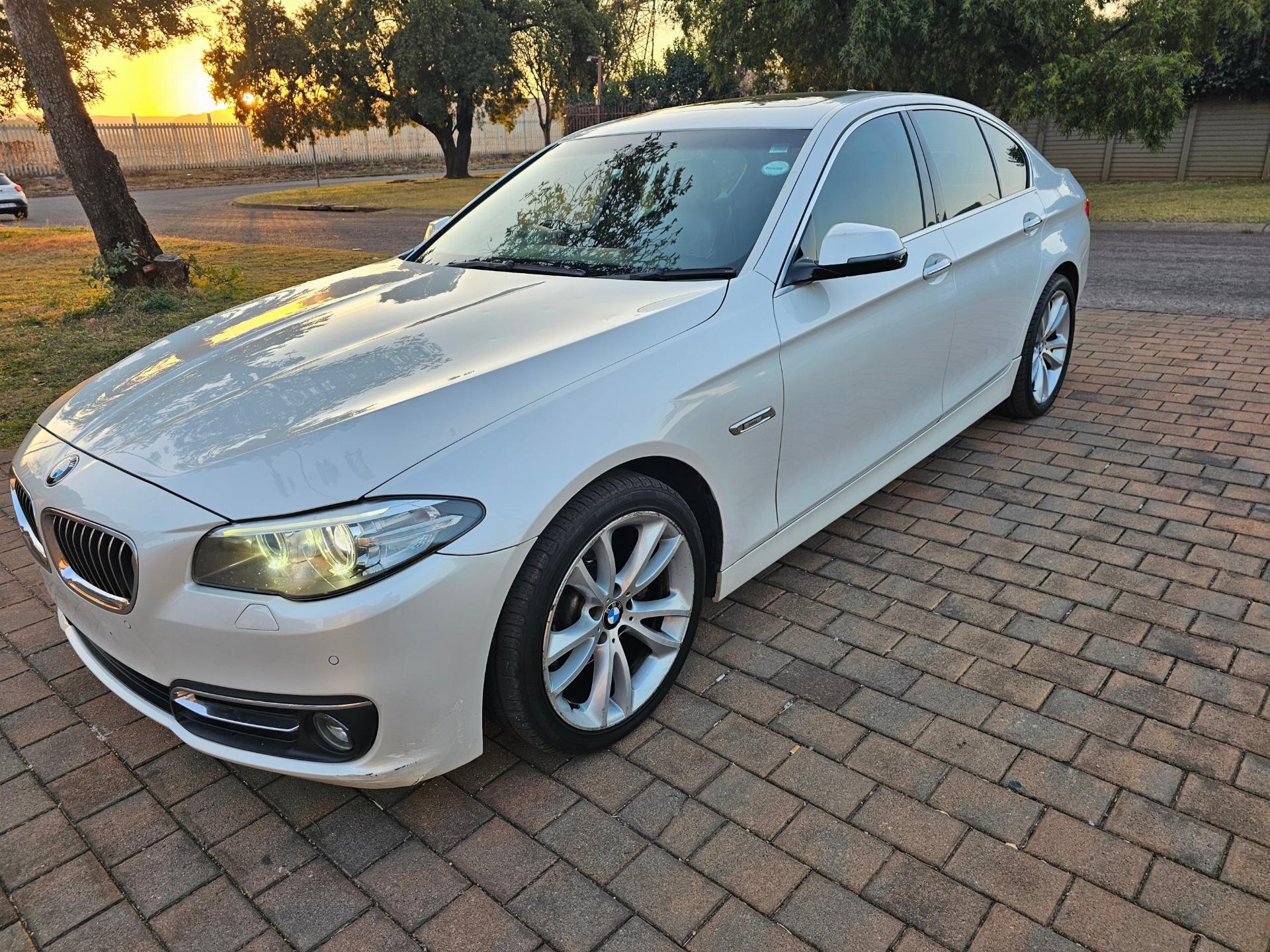 Used BMW 5 Series 520D AT Luxury Line F10 2016 on auction with a price of R 282,000. BMW 5 Series 520D AT Luxury Line F10