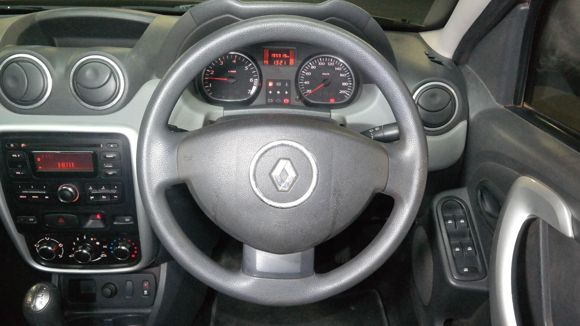Repossessed Renault Duster 1.6 Expressio 2014 on auction with a price of R 132,400. Renault Duster 1.6 Expressio