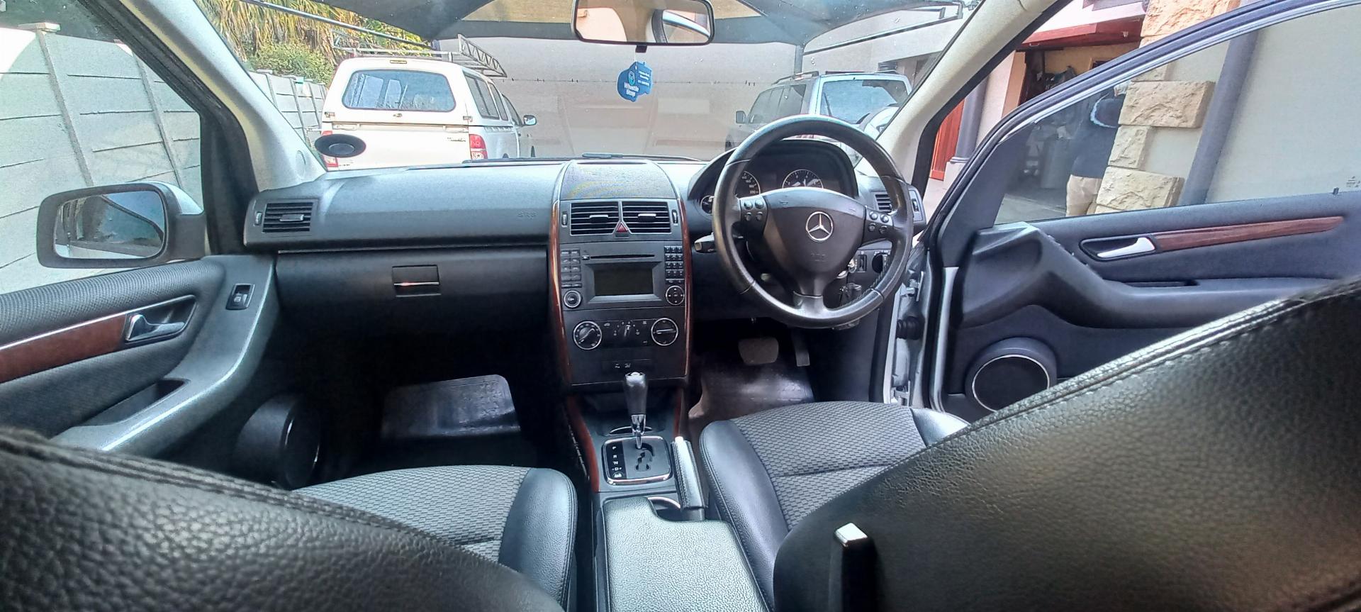 Used Mercedes Benz 116 A 180 2010 on auction with a price of R 115,000. Mercedes Benz 116 A 180