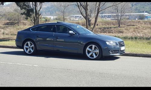 2011 AUDI A5 2.0T 2011 AUDI A5 2.0T