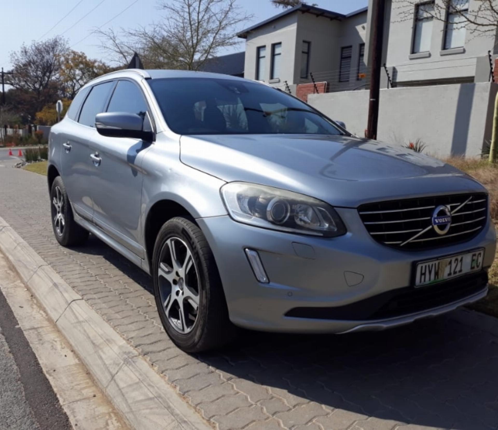 Volvo XC60 T5   2.0 Excel Geartronic