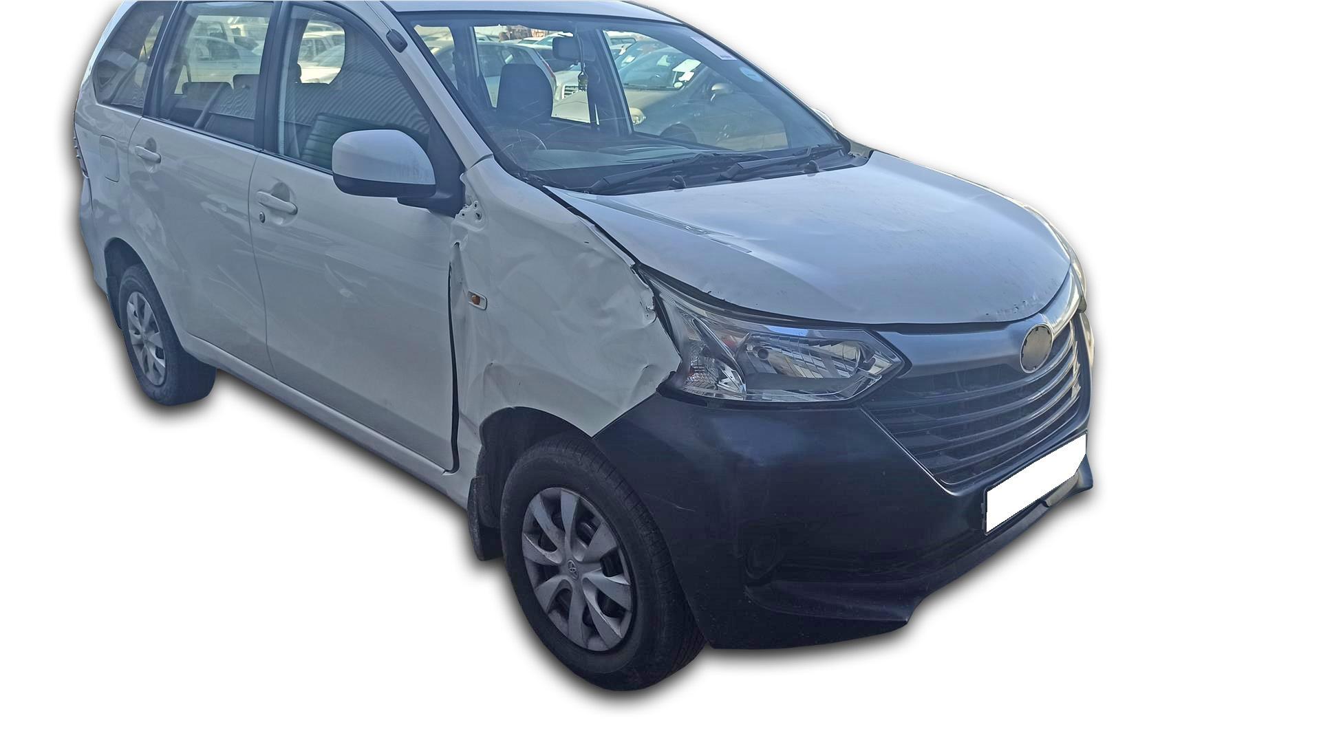 Repossessed Toyota Avanza 1.5 SX 2017 on auction with a price of R 166,700. Toyota Avanza 1.5 SX