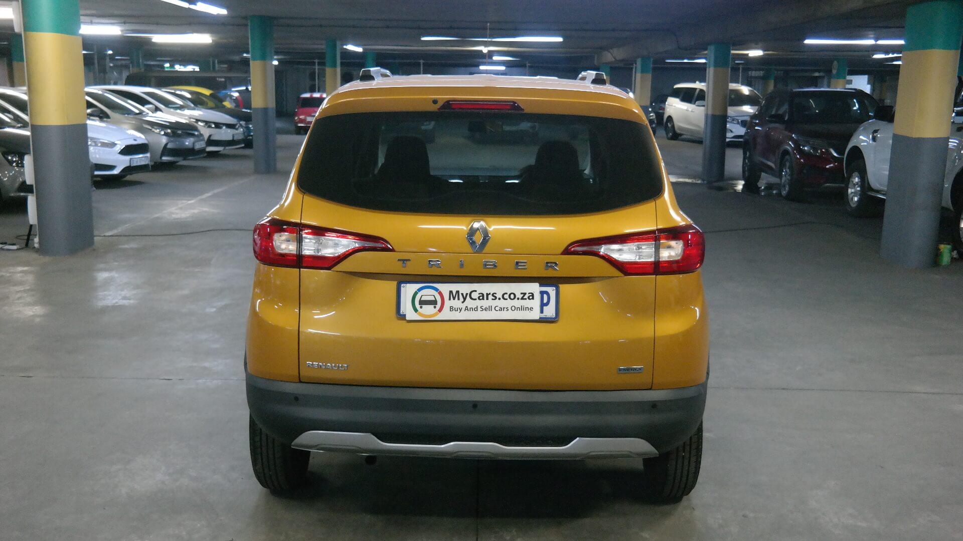Repossessed Renault Triber 1.0 Dynamique 2020 on auction with a price of R 160,500. Renault Triber 1.0 Dynamique