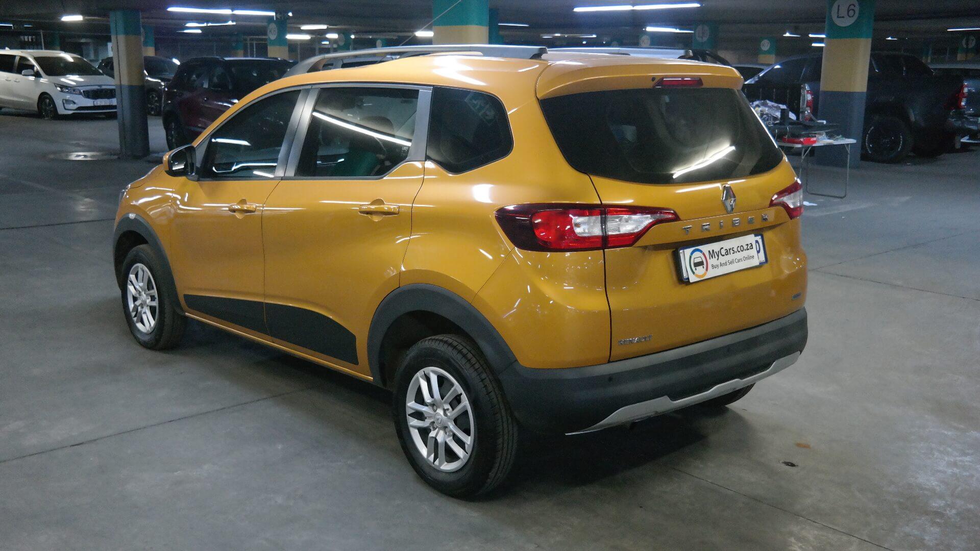 Repossessed Renault Triber 1.0 Dynamique 2020 on auction with a price of R 160,500. Renault Triber 1.0 Dynamique