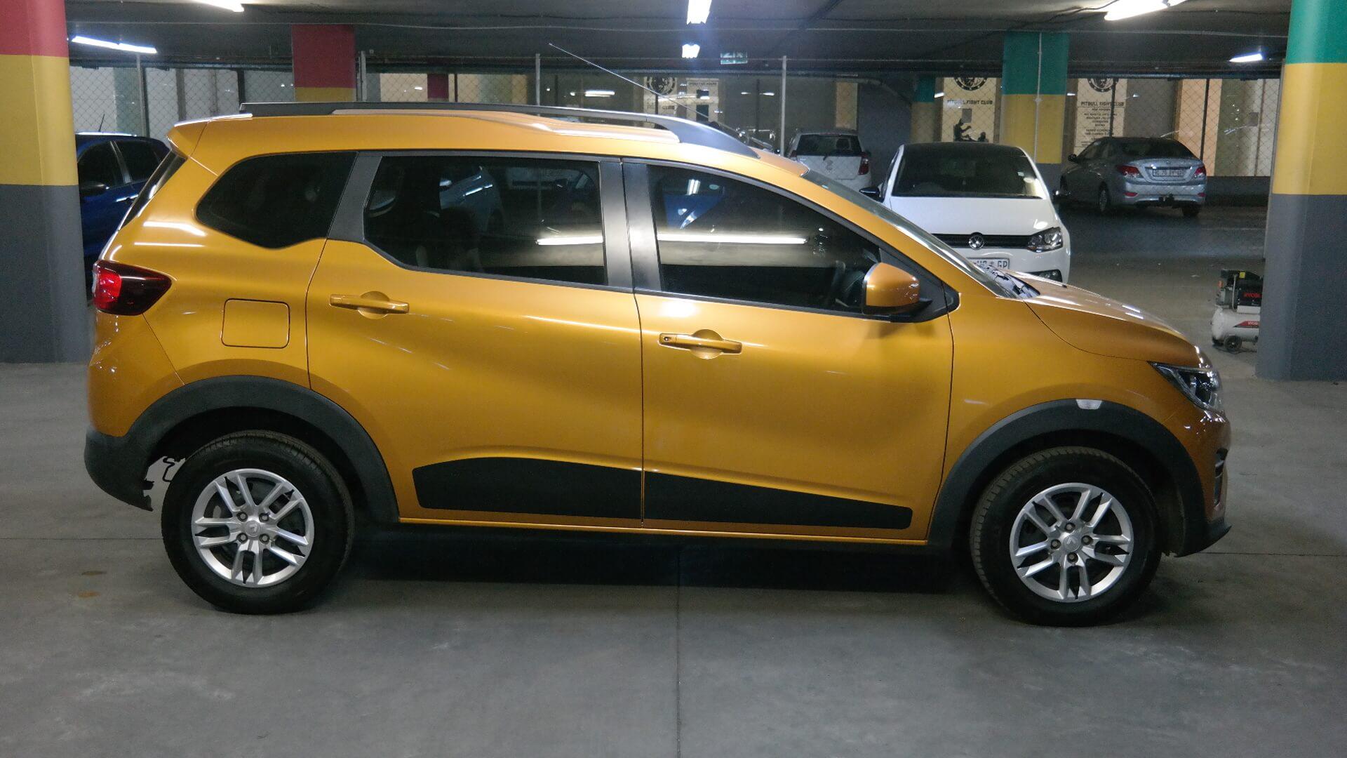 Repossessed Renault Triber 1.0 Dynamique 2020 on auction with a price of R 160,500. Renault Triber 1.0 Dynamique
