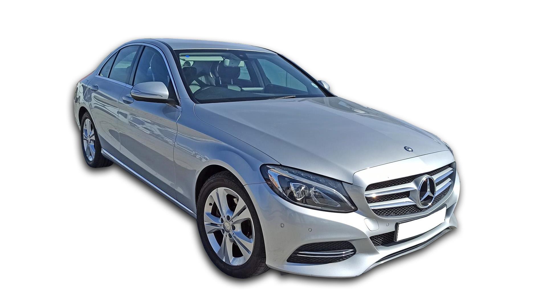 Repossessed Mercedes Benz C200 Avantgarde 2014 on auction with a price of R 217,550. Mercedes Benz C200 Avantgarde