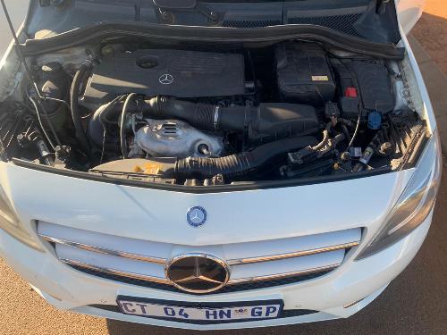 2013 MERCEDES BENZ B CLASS B180 BE 2013 MERCEDES BENZ B CLASS B180 BE