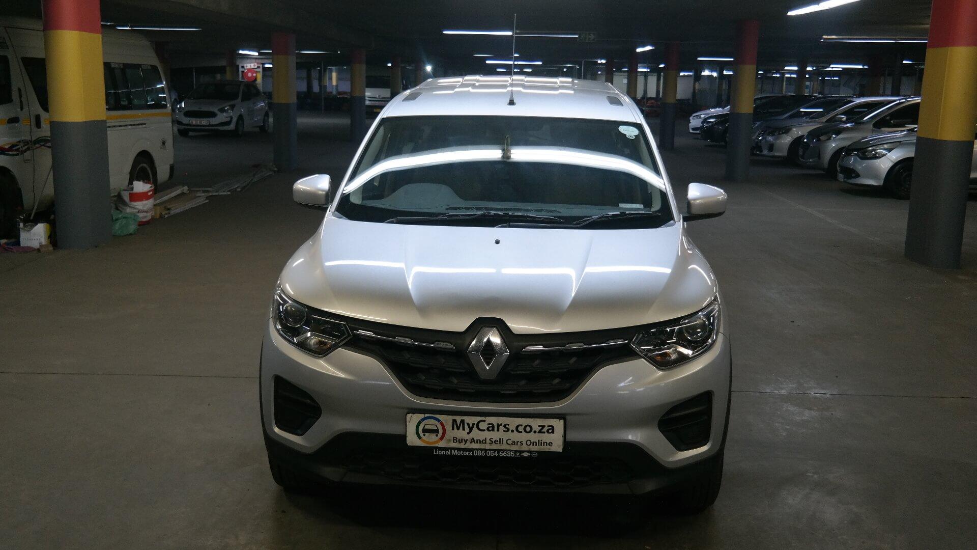 Repossessed Renault Triber 1.0 Expressio 2021 on auction with a price of R 158,200. Renault Triber 1.0 Expressio