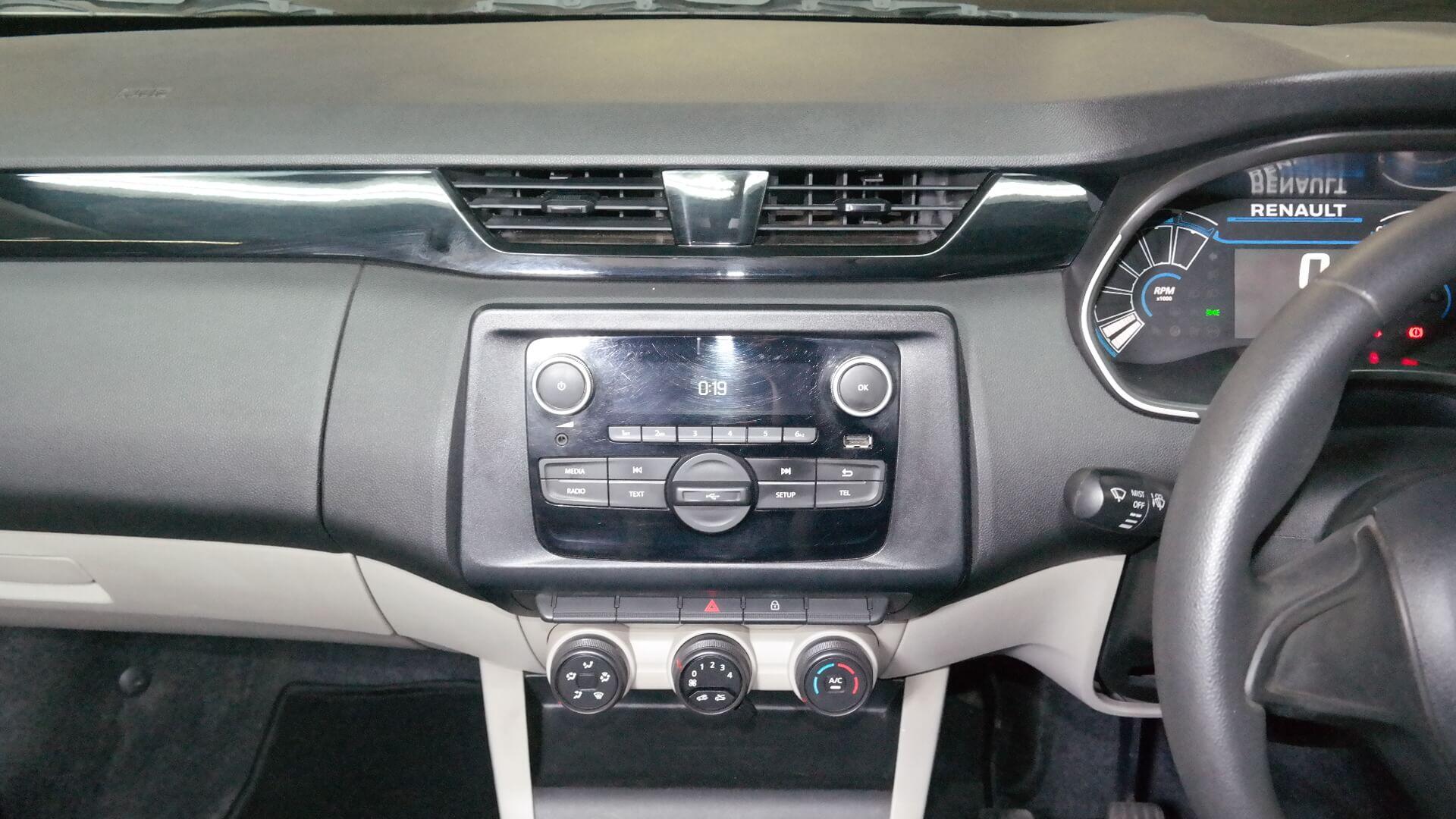 Repossessed Renault Triber 1.0 Expressio 2021 on auction with a price of R 158,200. Renault Triber 1.0 Expressio