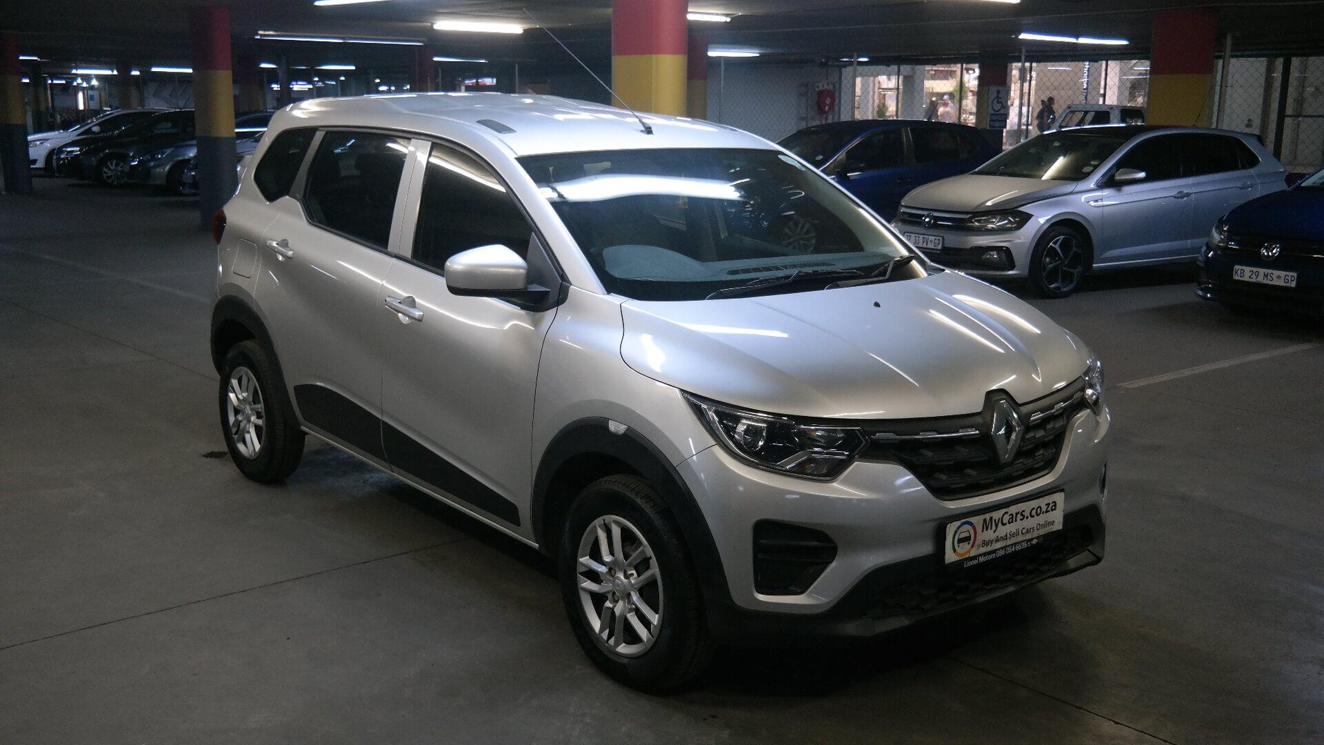 Repossessed Renault Triber 1.0 Expressio 2021 on auction with a price of R 158,200. Renault Triber 1.0 Expressio